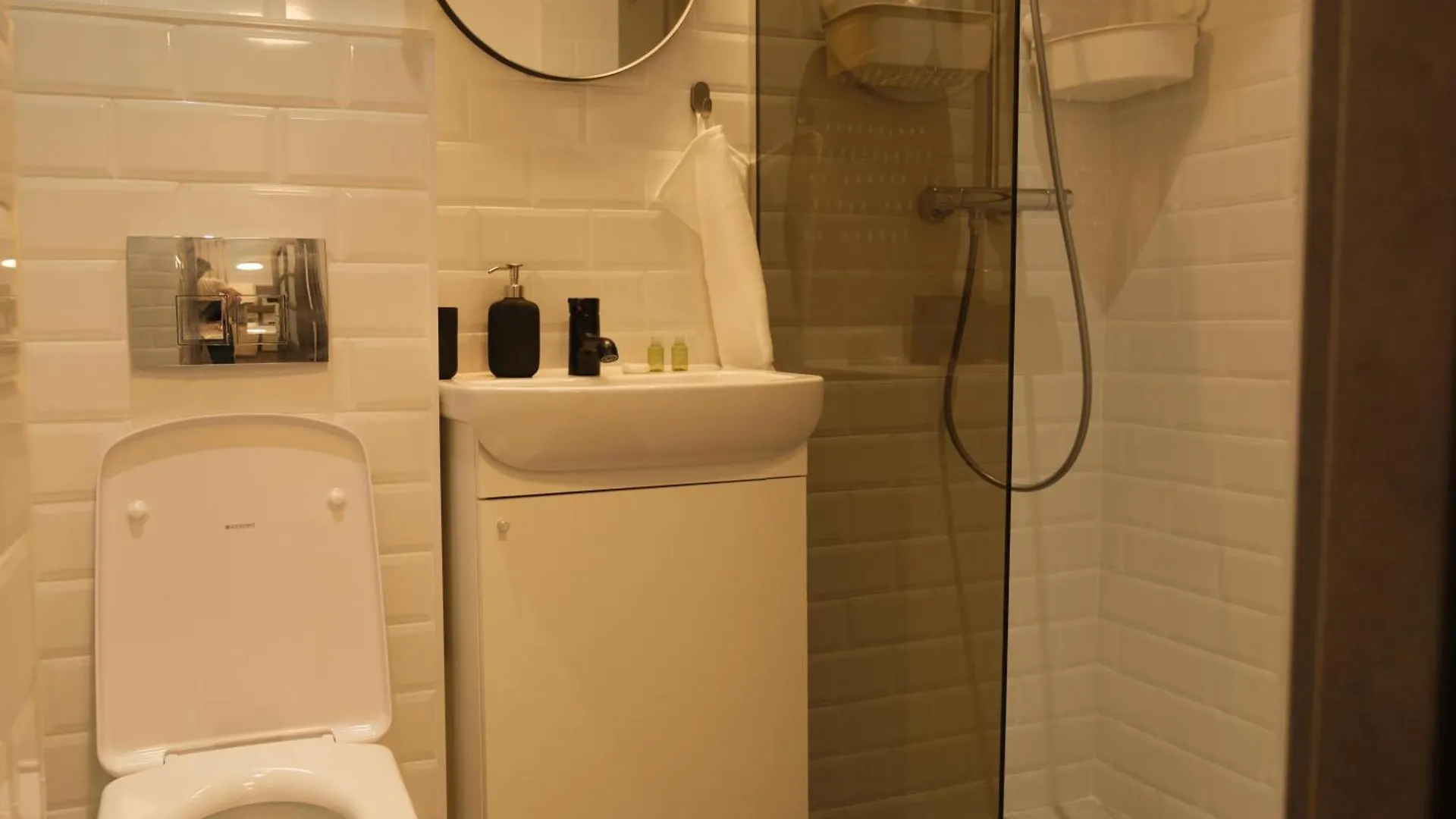 University Square Apartment 부쿠레슈티